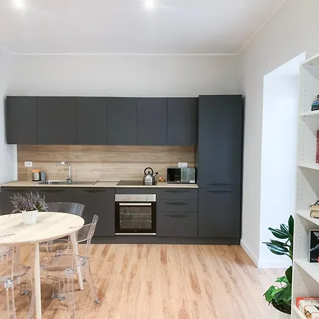 Falda House Apartment